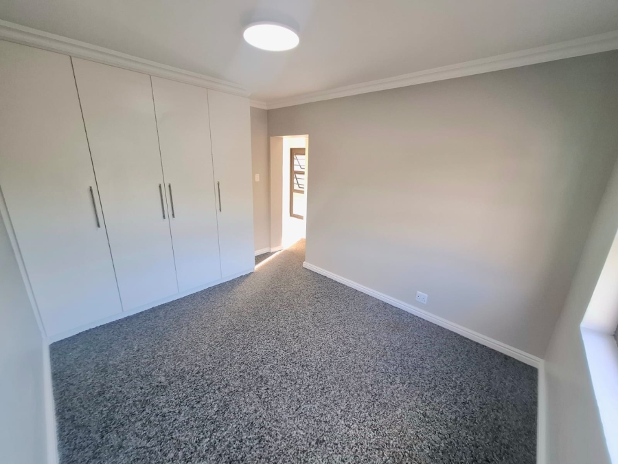 6 Bedroom Property for Sale in Dorchester Heights Eastern Cape